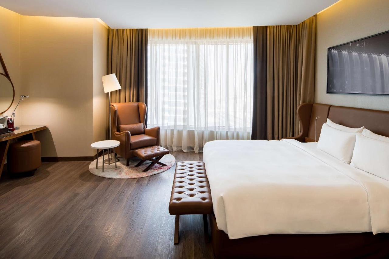 من أشهر فنادق دبي من أشهر فنادق دبي