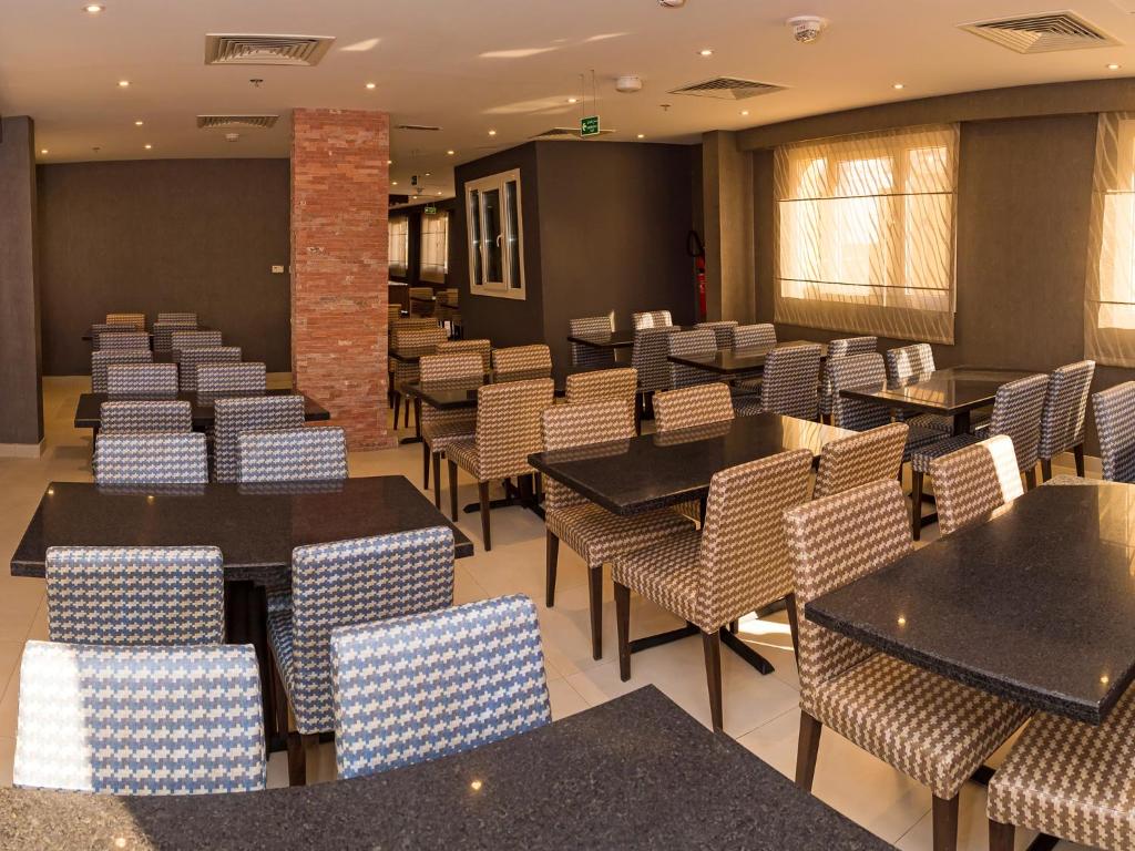 أحد فندق قريب من سوق نايف دبي المميزَّة